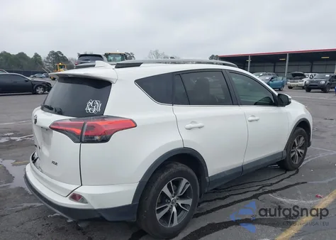 2017 Toyota Rav4 Xle z USA, uszkodzony, nr VIN 2T3WFREV5HW404324